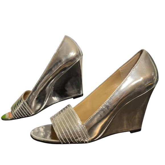 Michael Michael Kors Shoes Womens Size 9.5 Silver Metallic Wedge Heels Open Toe - Picture 2 of 12